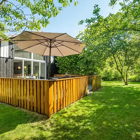 5 Bedroom In Hébergement de vacances *